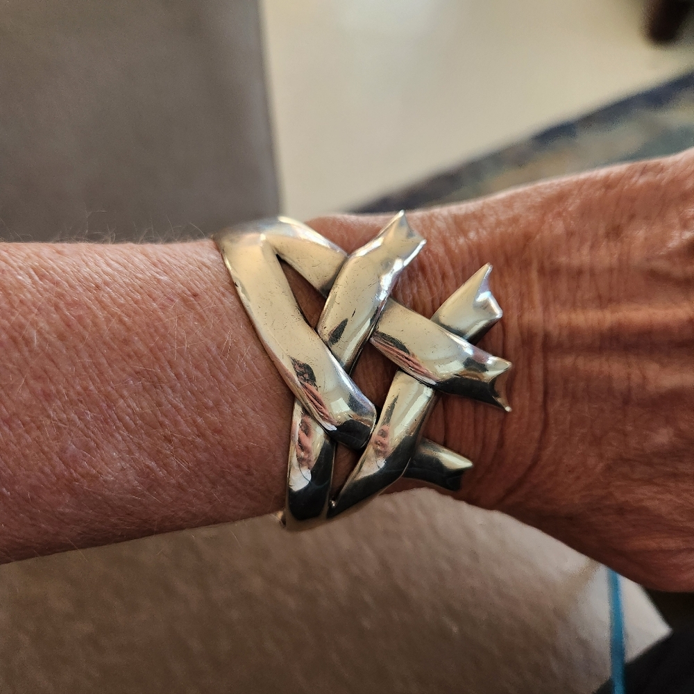 Stun...ning....Taxco Silver 925 Bracelet